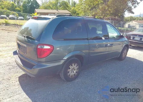2005 Chrysler Town & Country Lx from USA, damaged, VIN 2C4GP44R05R355192